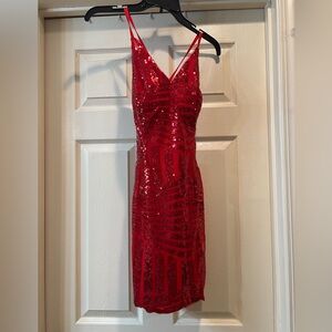 Lindo Noiva Size Medium Red Sequin Formal Dress